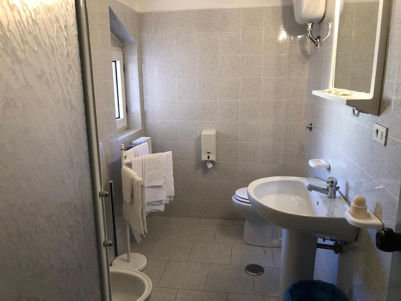 Hotel Lo Zodiaco Oppido Lucano エクステリア 写真